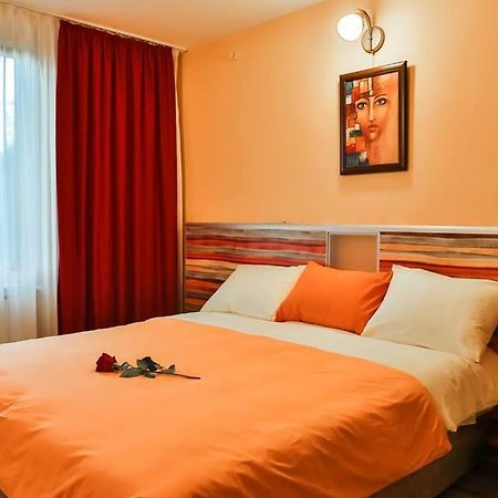 Guest House Beniart Vetrintsi Екстер'єр фото